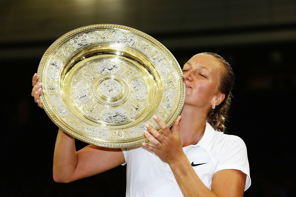 包含美国队观众热烈欢呼！，科维托娃迎来七赛季出色发挥赢得满堂喝彩的词条