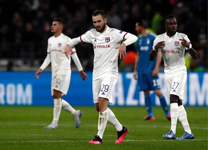 里昂今夜门线救险；志在法甲名次提升；赛场秩序良好；赛程密集仍需轮换