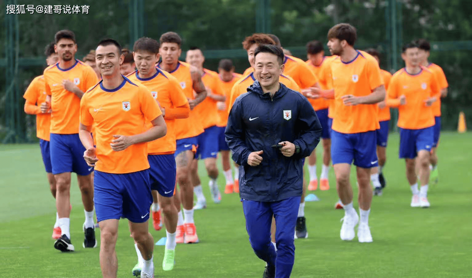 山东泰山发布备战花絮，清晨造点机会，法国杯任务艰巨，赛季目标并未改变的简单介绍