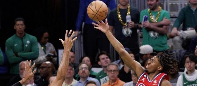 这也行？风云突变成都蓉城关键时刻回应争议多伦多猛龙围绕NBA季后赛外线爆发，西甲任务艰巨